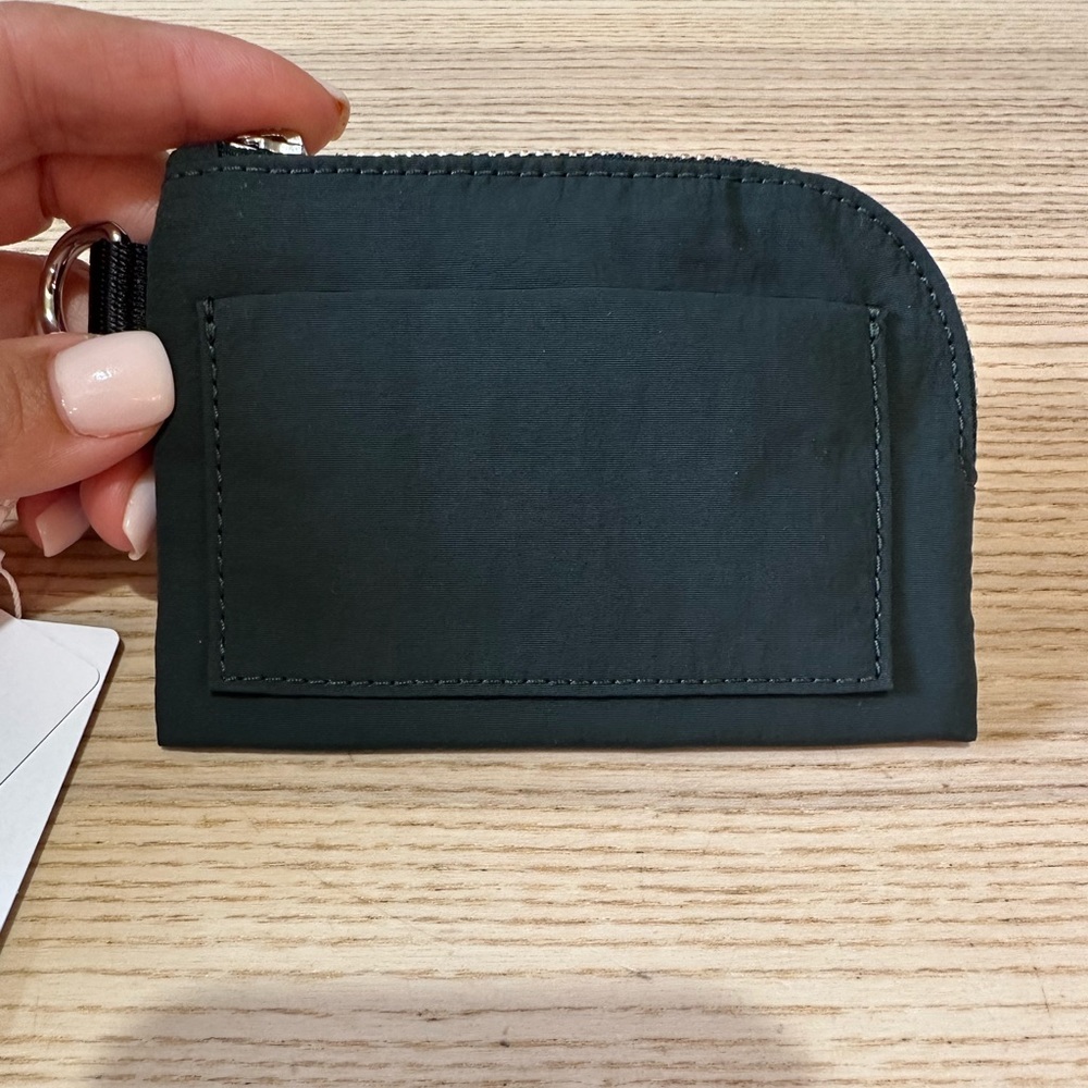 Lululemon Test Of Time Card Holder! Rainforest Green Gem